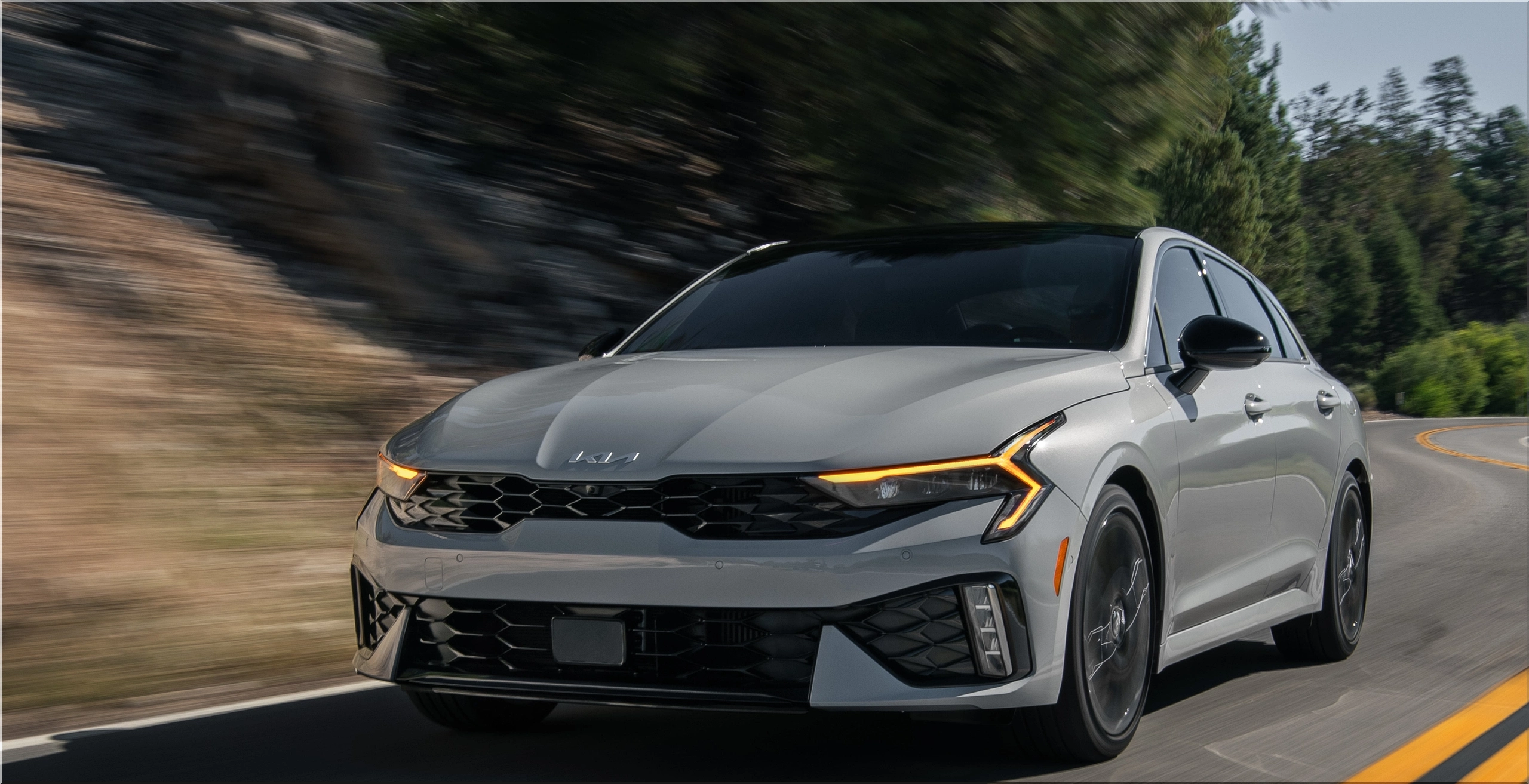 The New 2025 Kia K5: A Bold and Stylish Sedan with Impressive 