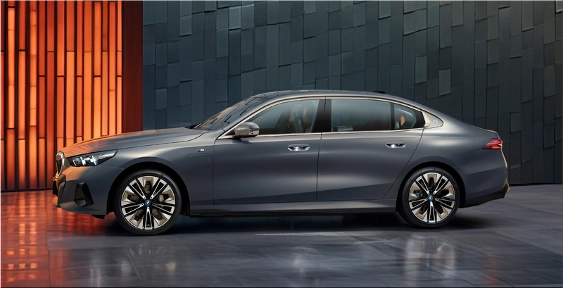 2024 BMW i5