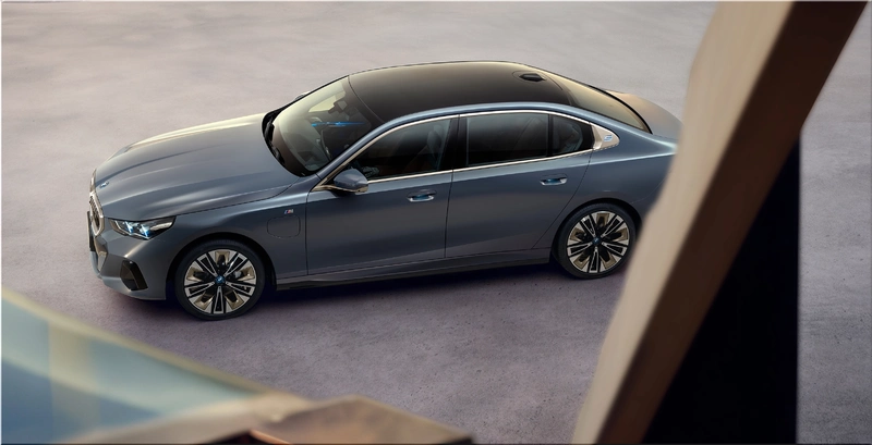 2024 BMW i5