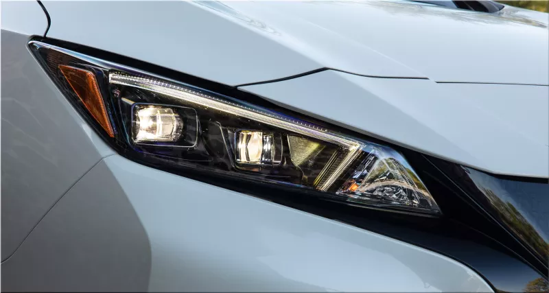 2025 Nissan LEAF
