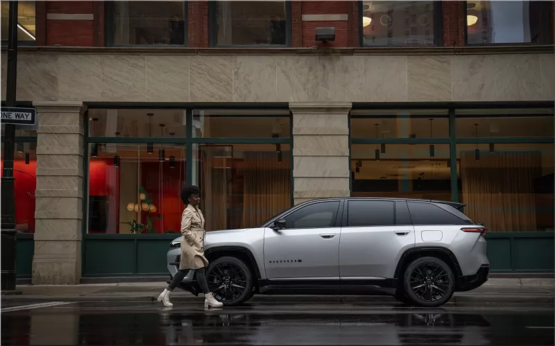 2024 Jeep Wagoneer S