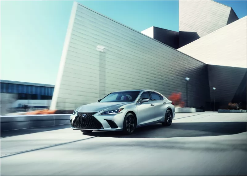 Lexus ES