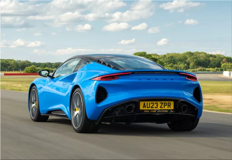 2024 Lotus Emira i4