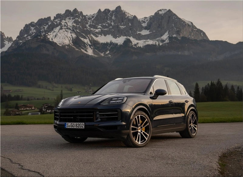 2024 Porsche Cayenne S