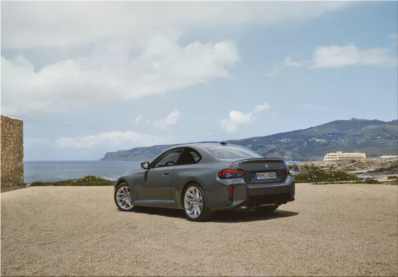 2025 BMW M2