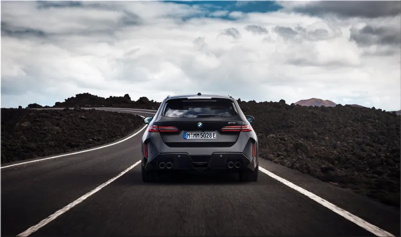 2025 BMW M5 Touring