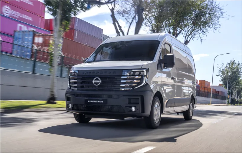 2025 Nissan Interstar van
