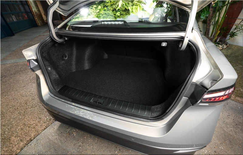Nissan Sentra SL