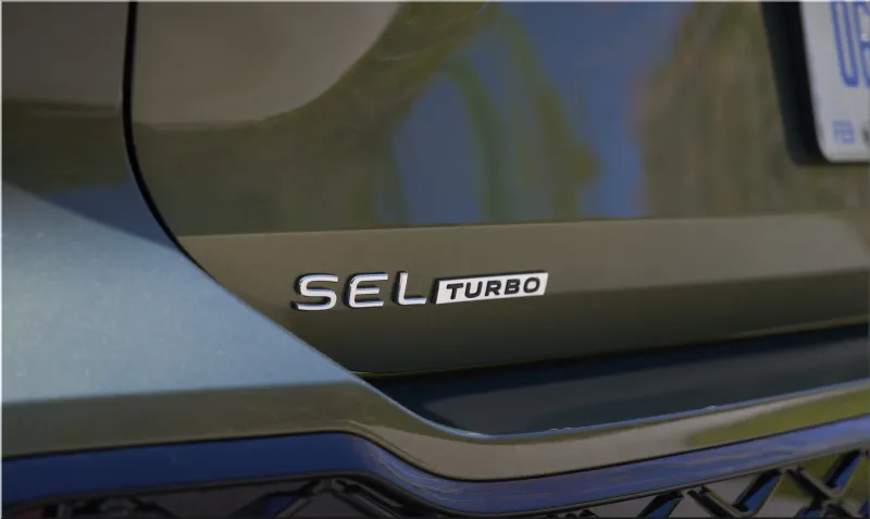 Volkswagen Tiguan SEL R-Line Turbo