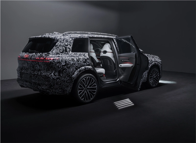 Audi Q9 SUV