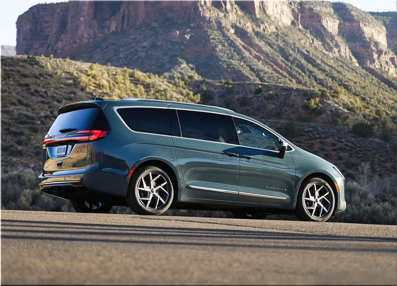 2027 Chrysler Pacifica