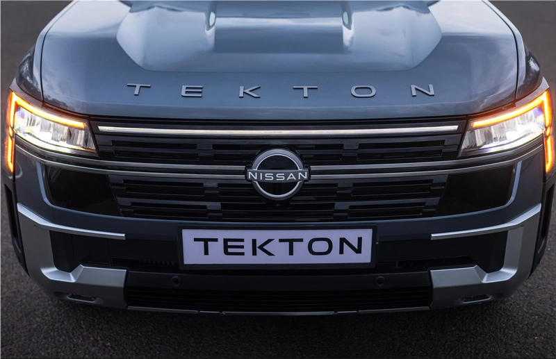 Nissan Tekton