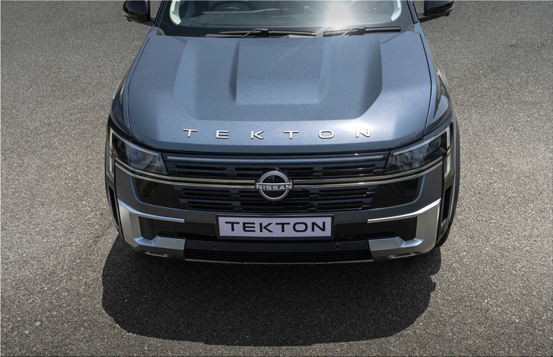 Nissan Tekton