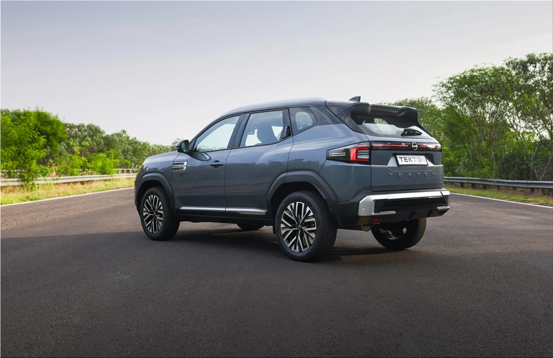 Nissan Tekton