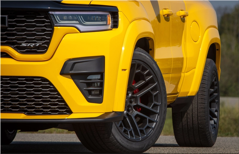 Ram 1500 Rumble Bee SRT