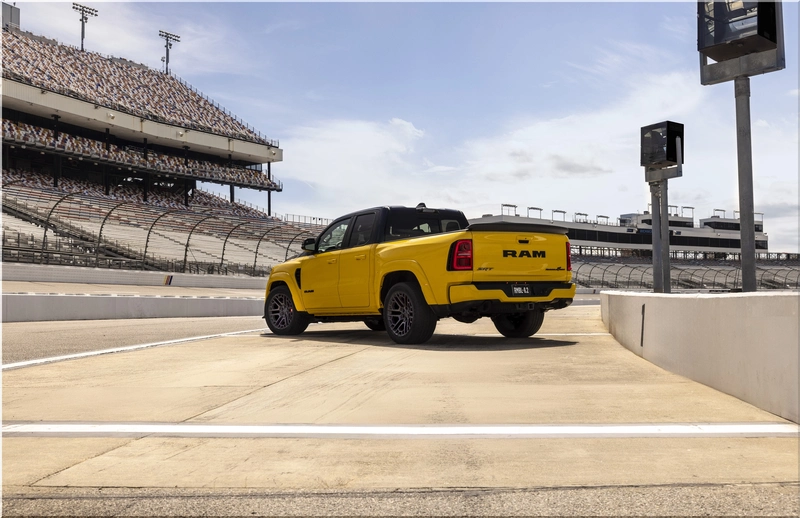 Ram 1500 Rumble Bee SRT