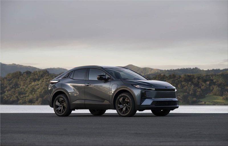2027 Toyota C-HR AWD