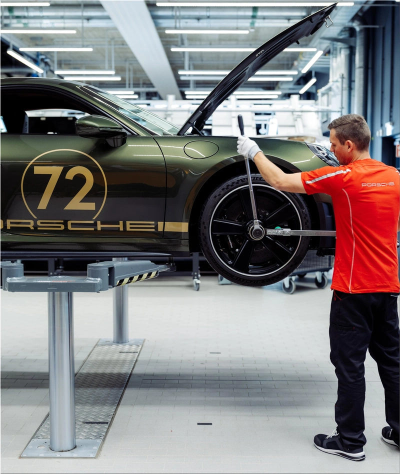 911 GT3 90 F. A. Porsche