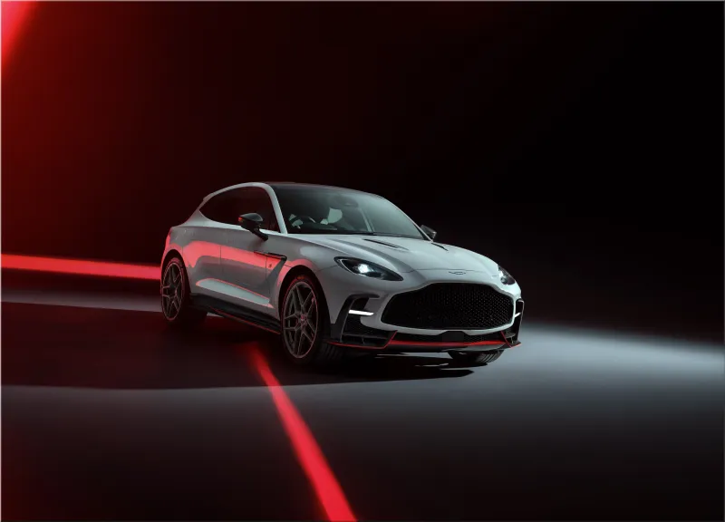 Aston Martin DBX S