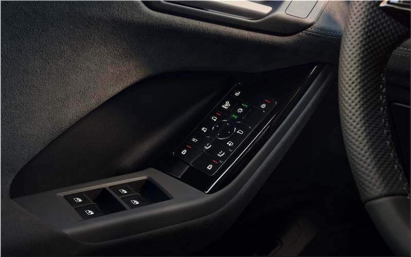 2025 Audi SQ6 Sportback e-tron