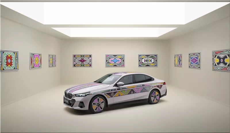 BMW i5 Flow NOSTOKANA
