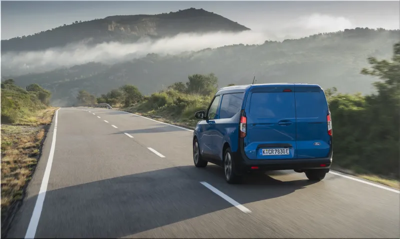 Ford E-Transit Courier
