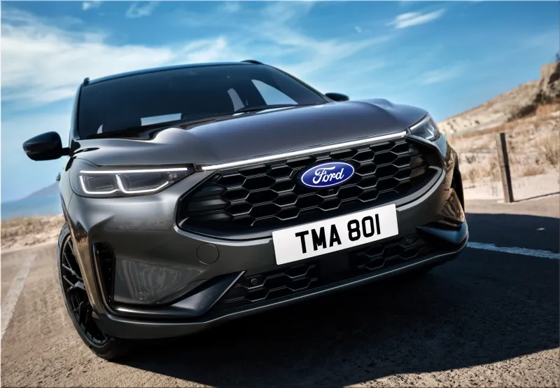 Ford Kuga ST-Line X Black Package