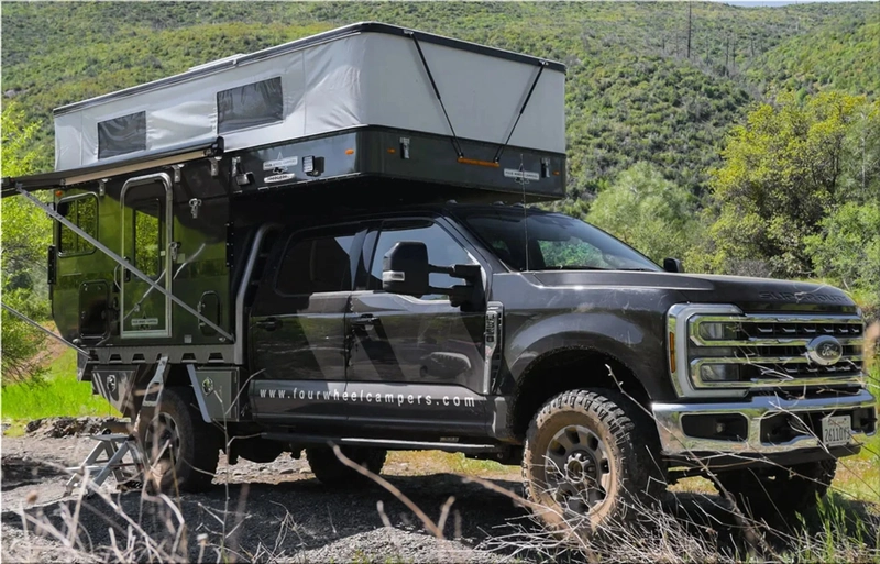 Four Wheel Campers Hawk Plus