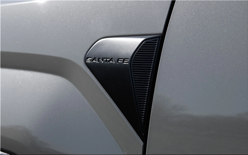 Hyundai Santa Fe Hybrid