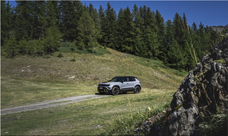 Jeep Avenger North Face Edition