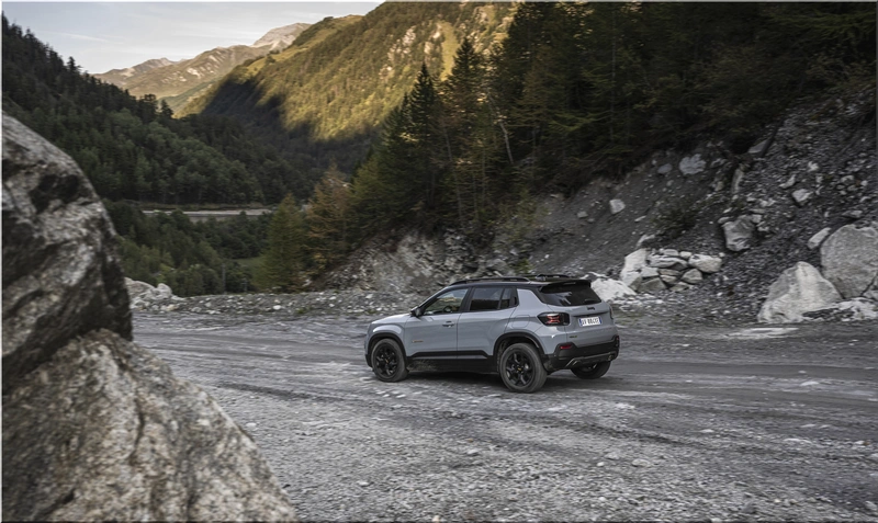 Jeep Avenger North Face Edition
