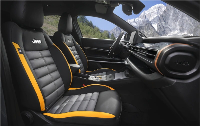 Jeep Avenger North Face Edition