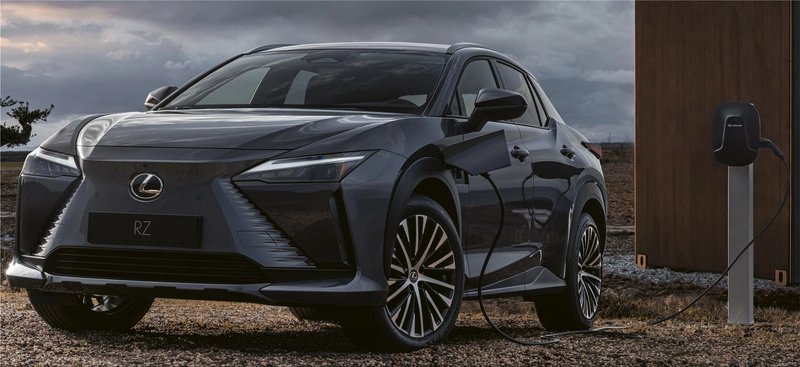 Lexus RZ 450e