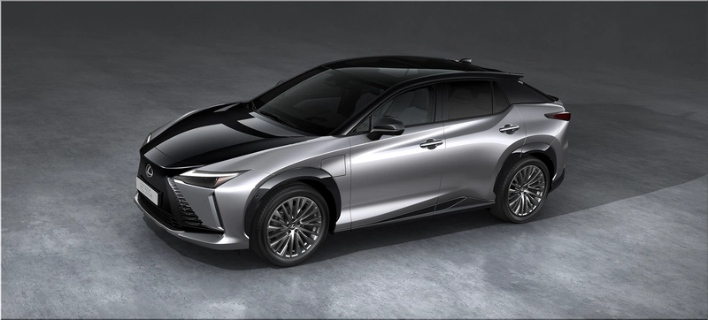 Lexus RZ 550e