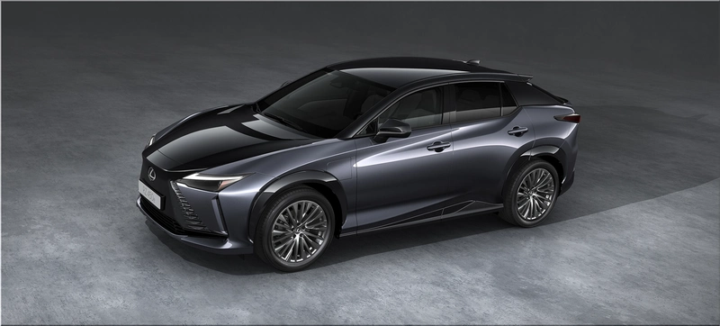 Lexus RZ 550e