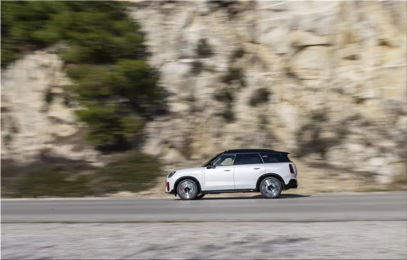 MINI John Cooper Works Countryman