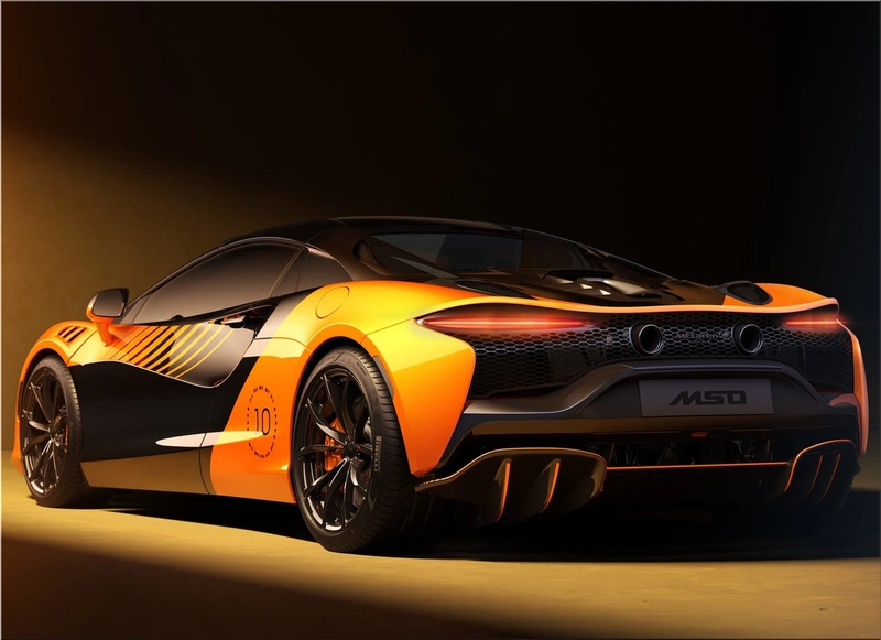 McLaren Artura Spider MCL39 Championship Edition