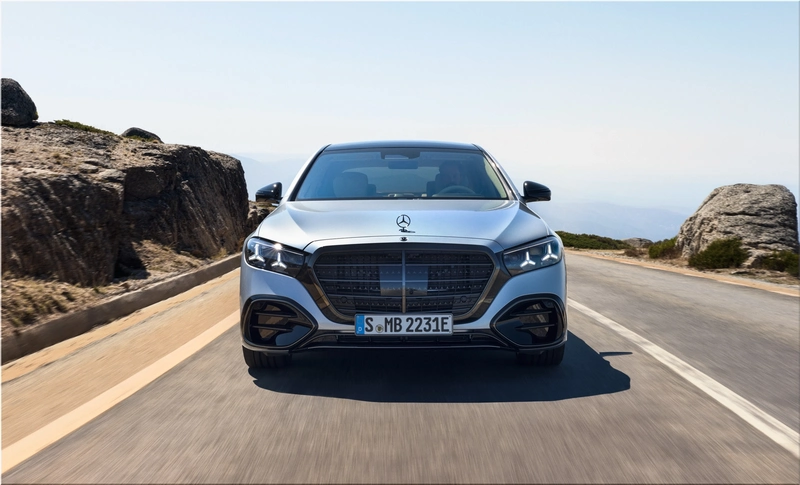 Mercedes-Benz S-Class 2026