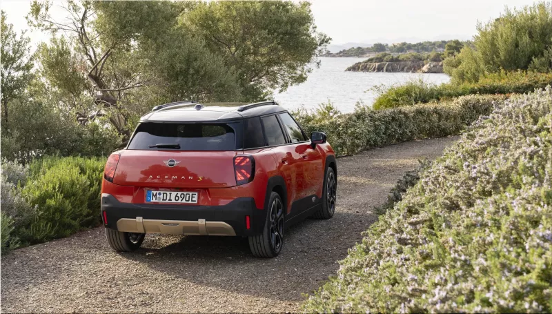 2025 MINI Aceman