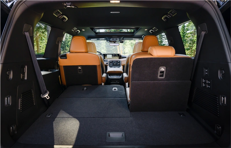 Nissan Armada Platinum