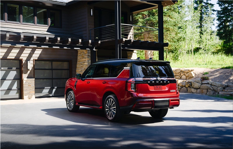 Nissan Armada Platinum