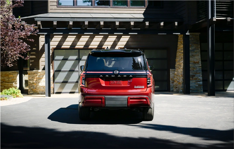 Nissan Armada Platinum
