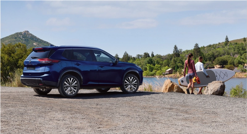 Nissan X-Trail hybrid SUV