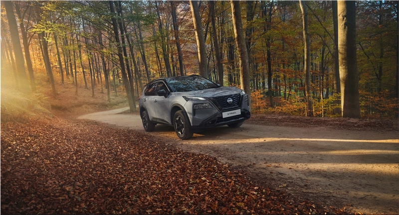 Nissan X-Trail hybrid SUV