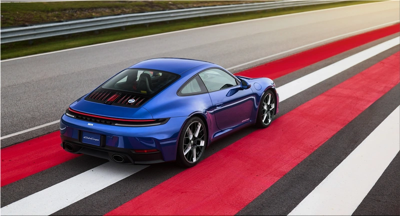 Porsche 911 Club Coupe 2026