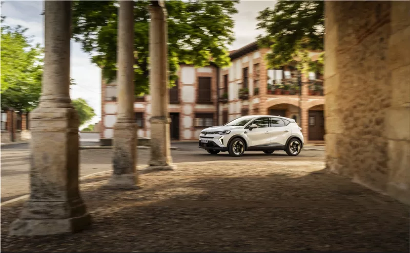 Renault Captur E-Tech Hybrid