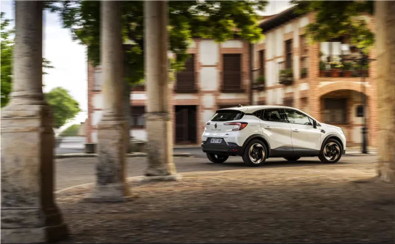 Renault Captur E-Tech Hybrid