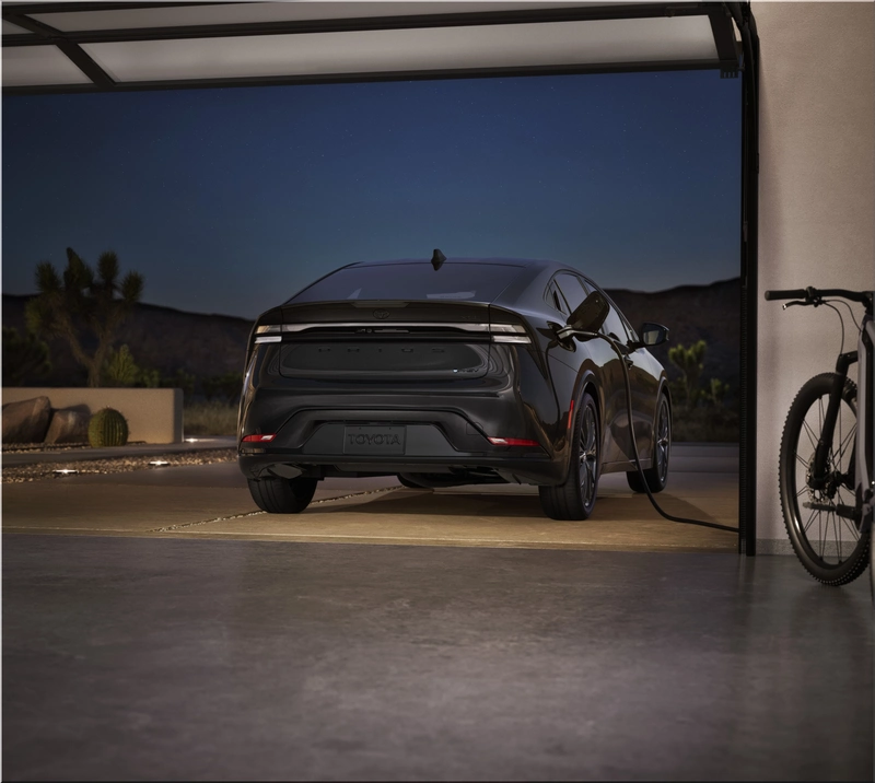 Toyota Prius Plug-in Hybrid Nightshade