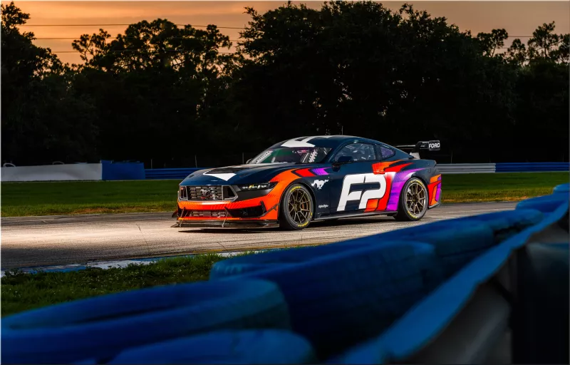 Ford Mustang GT4