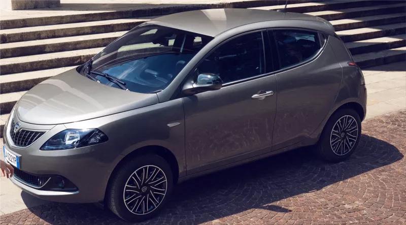 Lancia Ypsilon